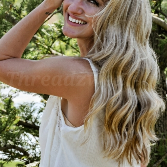 ♥️New boutique lace yoke tank top - Picture 6 of 12